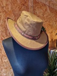 Country Wax Hat